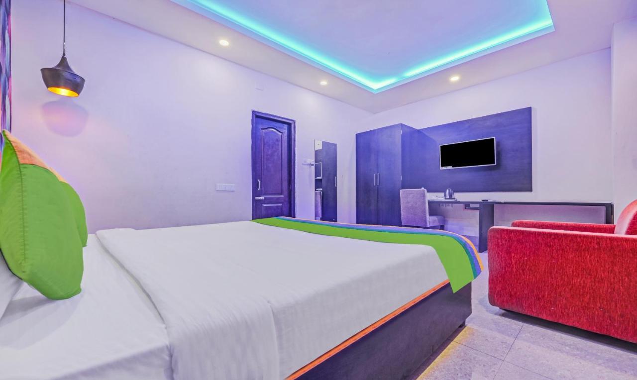 Hotel Treebo The Bollywood Bhubaneswar Esterno foto