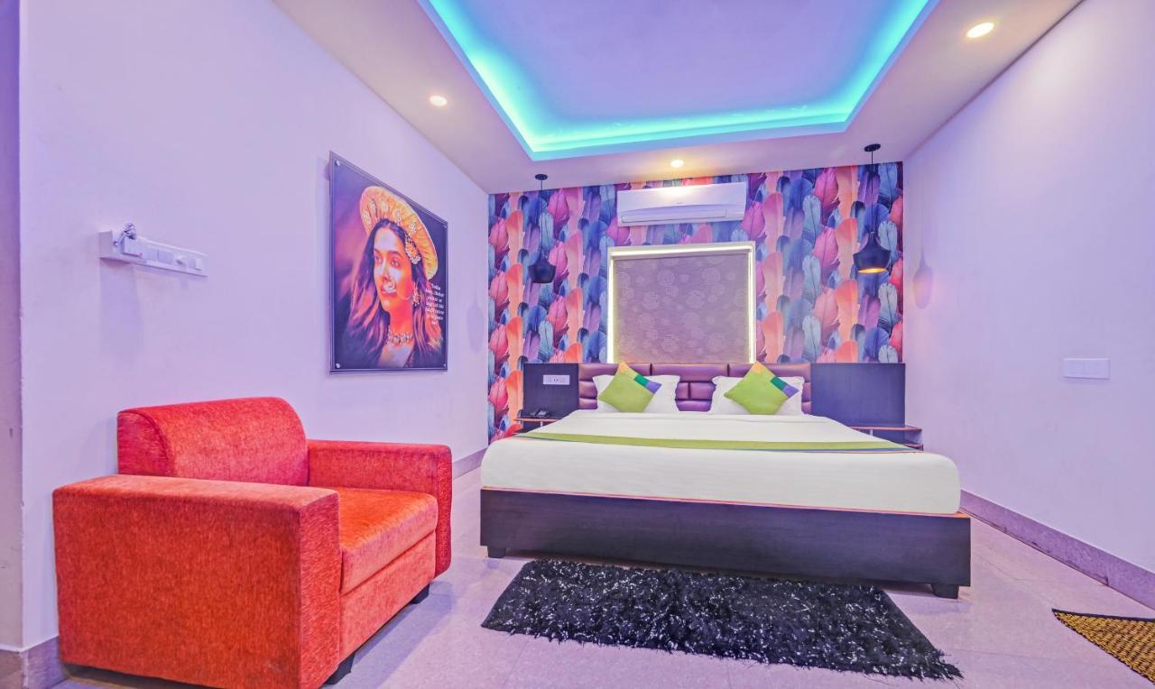 Hotel Treebo The Bollywood Bhubaneswar Esterno foto